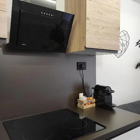 Apartamento Ca' Ginevra Trilocale Centro-mare *