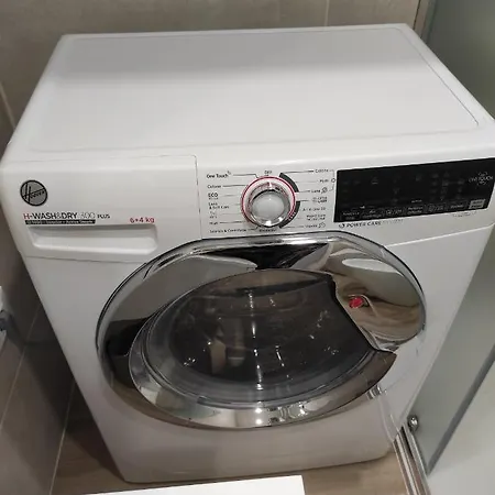 Ca' Ginevra Trilocale Centro-mare 公寓