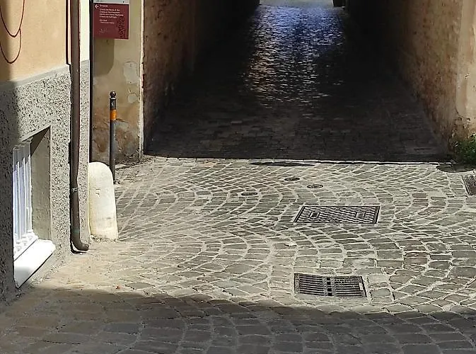 Ca' Ginevra Trilocale Centro-mare شقة بيزارو