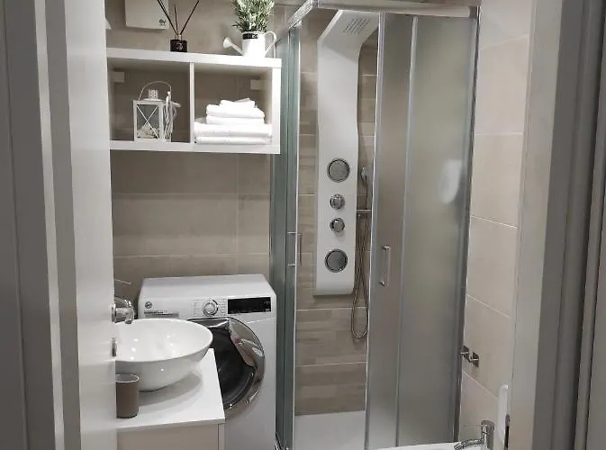 Ca' Ginevra Trilocale Centro-mare