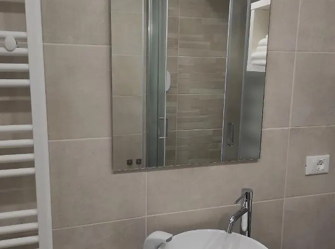 Ca' Ginevra Trilocale Centro-mare Apartment *